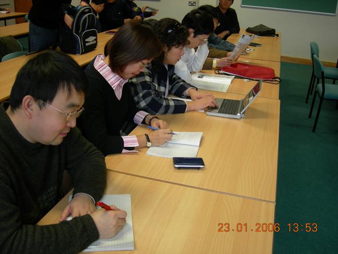 英国里丁大学心理咨询服务管理和运行机制 -北京大学新闻与传播学院